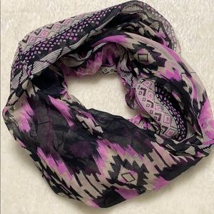 OVERSIZED INFINITY SCARF